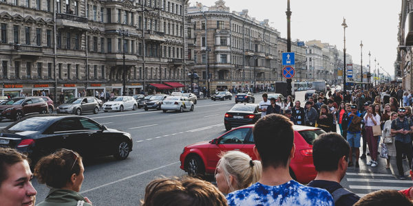 в Санкт-Петербург